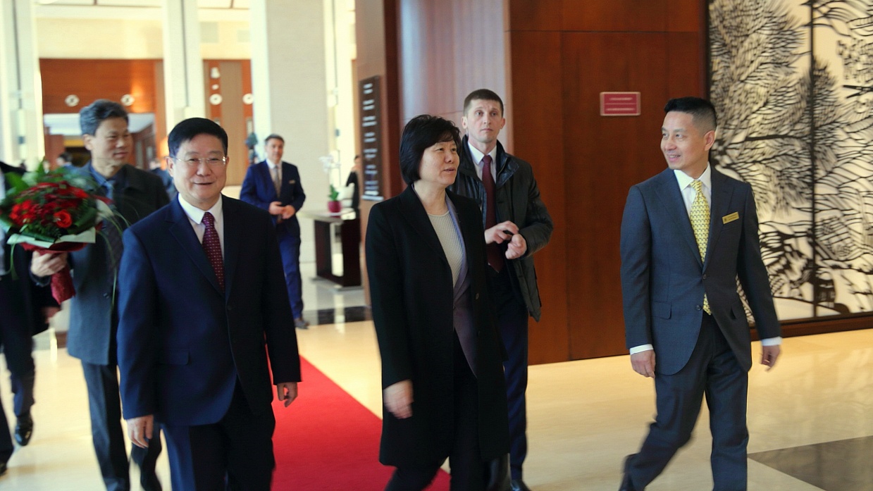 Vice Chairman of the Standing Committee of the National People's Congress Shen Yueyue in the Beijing Hotel