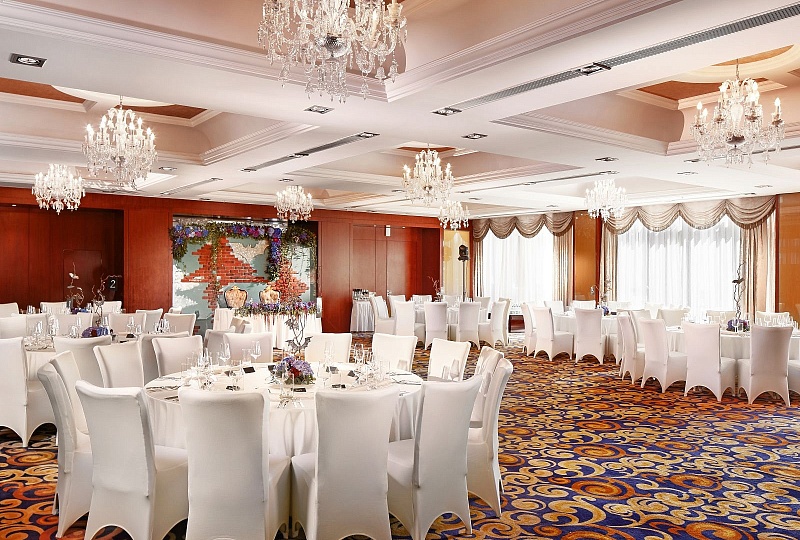 Style Banquet Hall